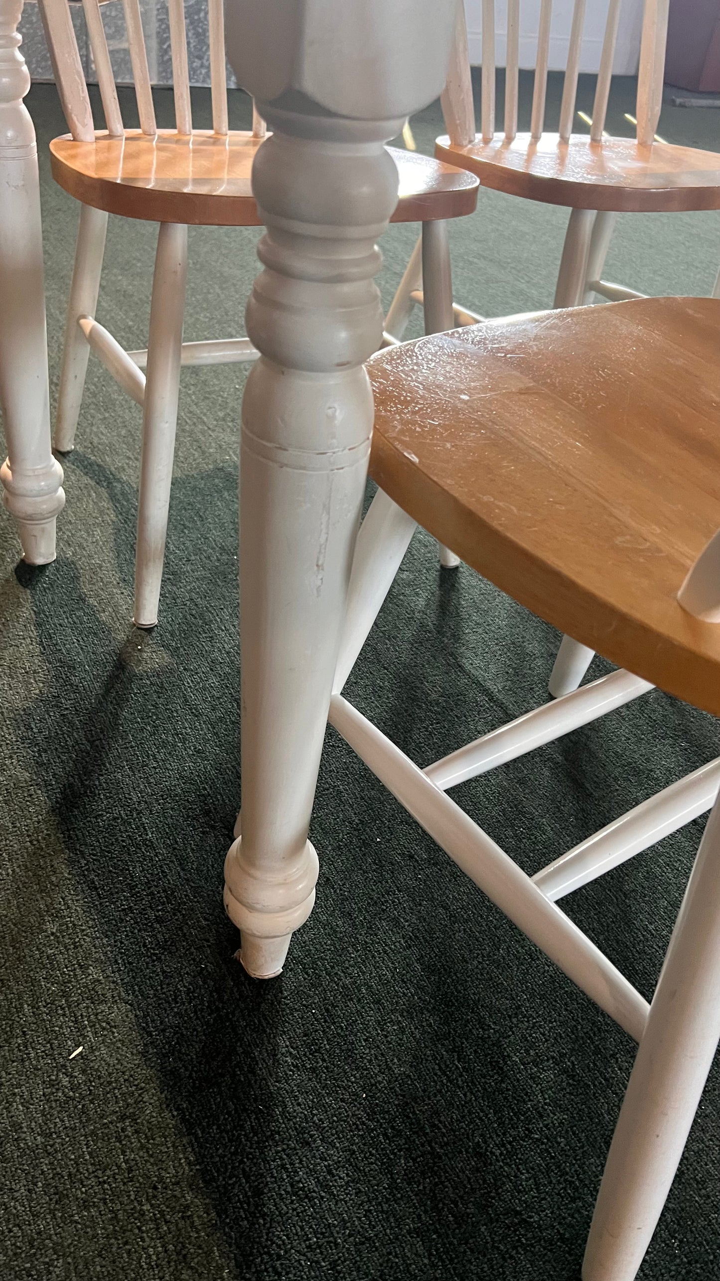 4 Chairs & Dining Table