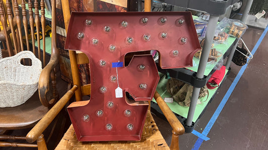 Lighted Metal Sign Letter ‘F’