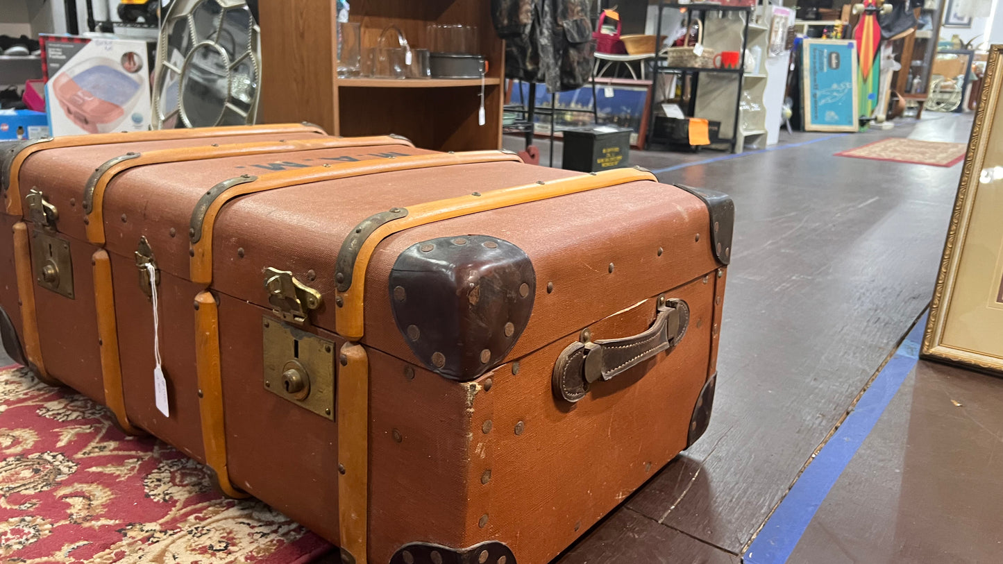 VTG Wooden Travel Trunk Suitcase